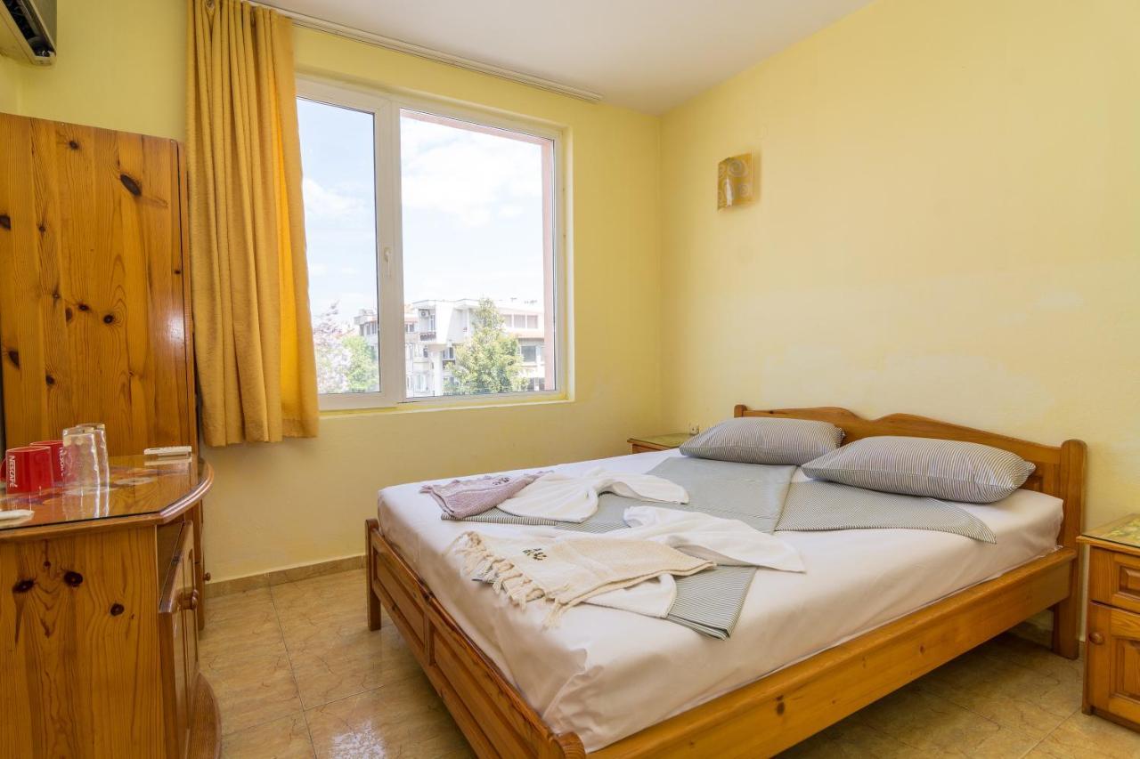 Fener Guest House Поморие Экстерьер фото