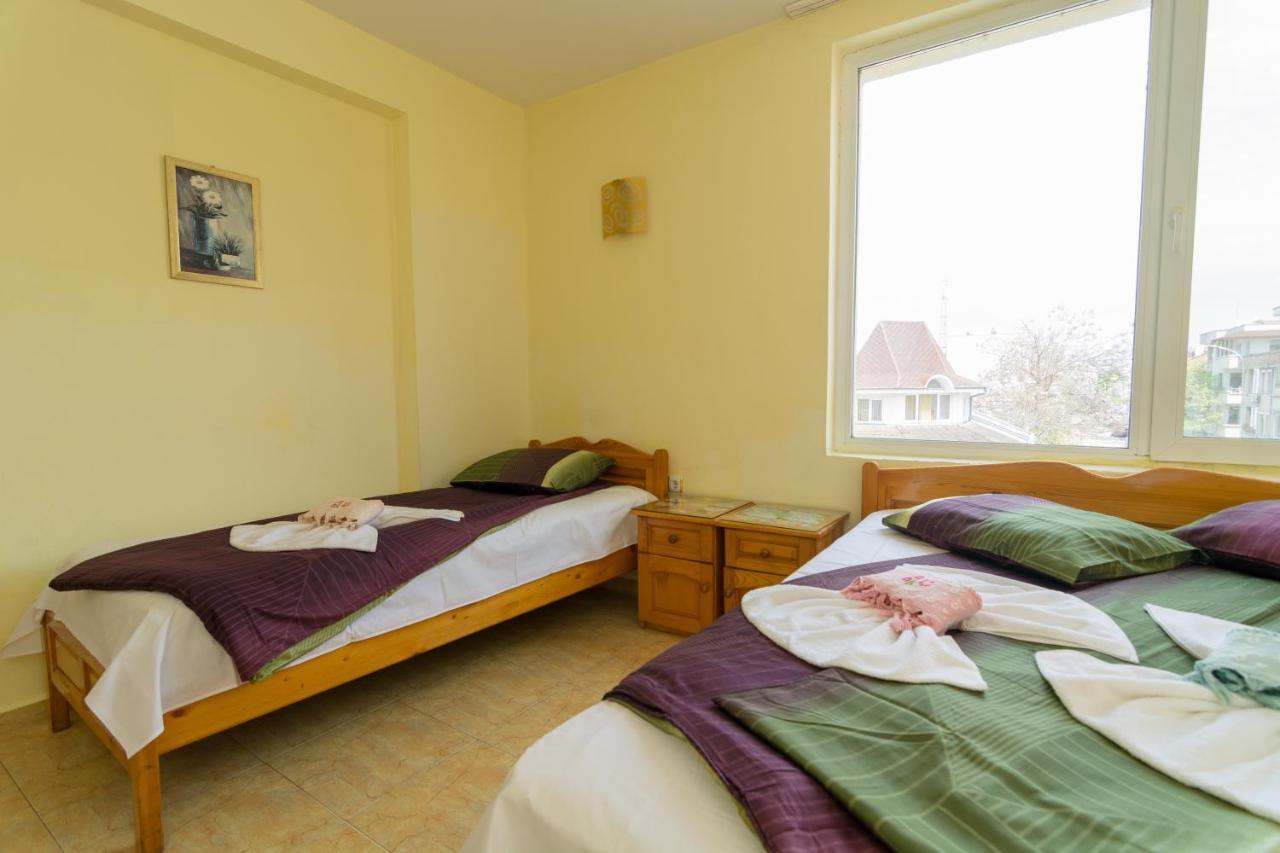 Fener Guest House Поморие Экстерьер фото