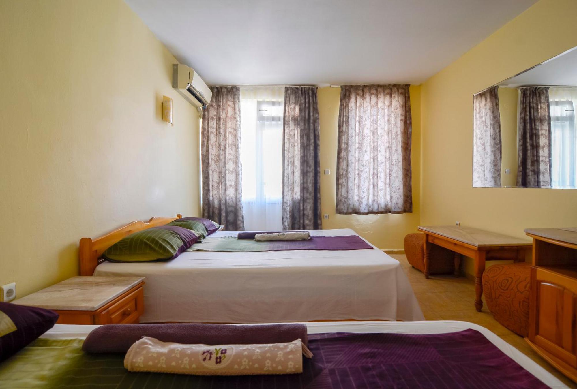 Fener Guest House Поморие Экстерьер фото