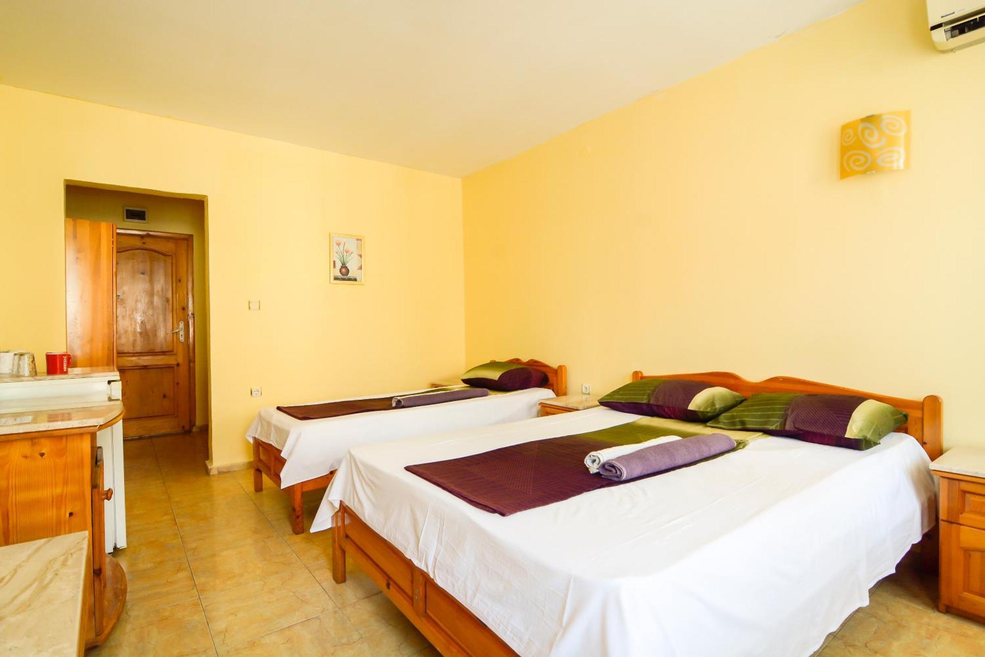 Fener Guest House Поморие Экстерьер фото